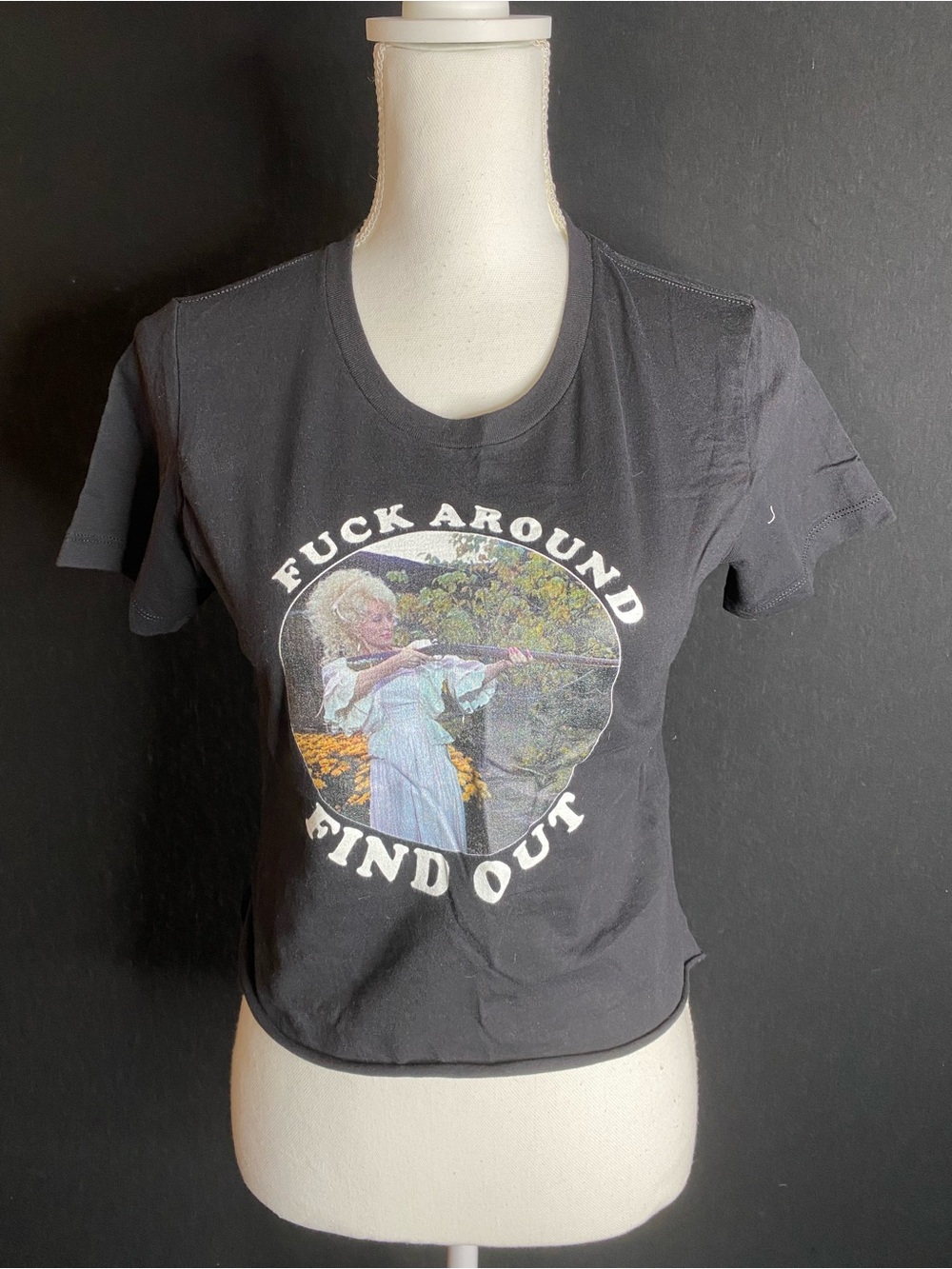Black Graphic Tee - 'Find Out' Vintage-Inspired Dolly Parton Women’s Top